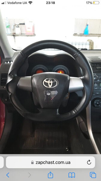 Руль Toyota Corolla E150 2011 г.  1.3 л бензин