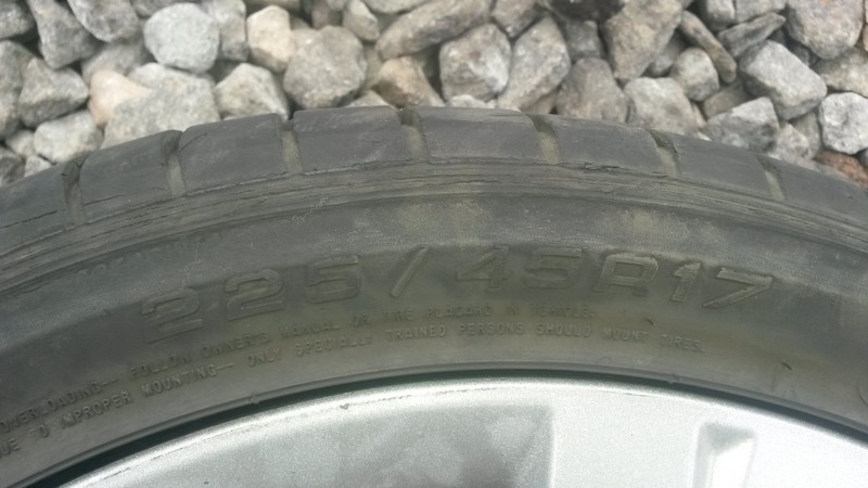 Покрышка Subaru Legacy 4 2008 г.  2.0 л бензин Киев