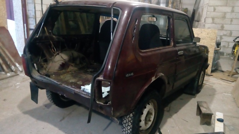 Крыло заднее ВАЗ 21214  2007 универсал 1.7 Бензин Житомир