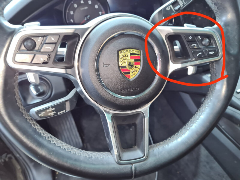 Блок кнопок на руле справа Porsche Cayenne  2019 3.0 Бензин Днепр
