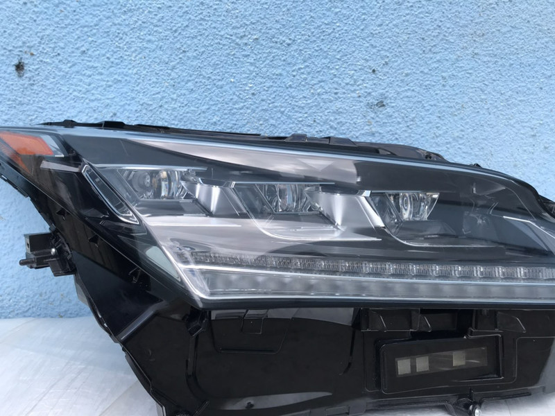 Фари передні Lexus RX  2017 2.0 Бензин 