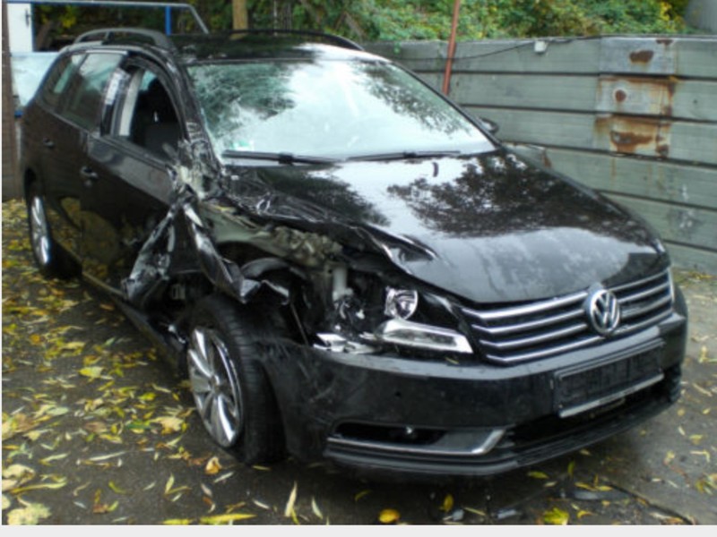 Молдинг двери задней правой нижний и средний хром Volkswagen Passat B7  2013 1.6 Дизель Полтава