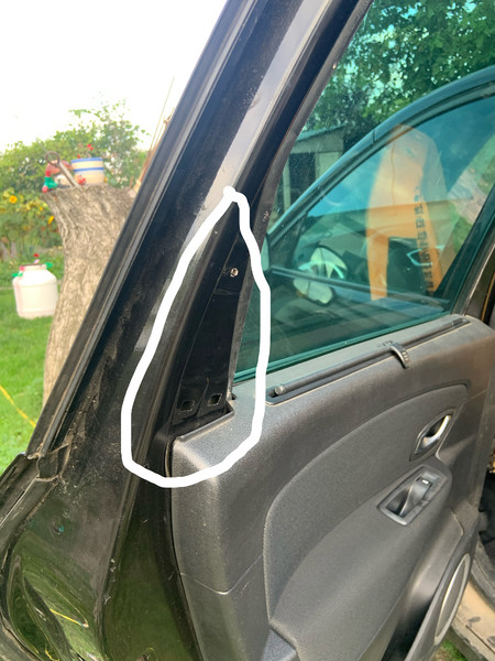 Заглушка Renault Grand Scenic  2009 универсал 1.5 Дизель Дубно