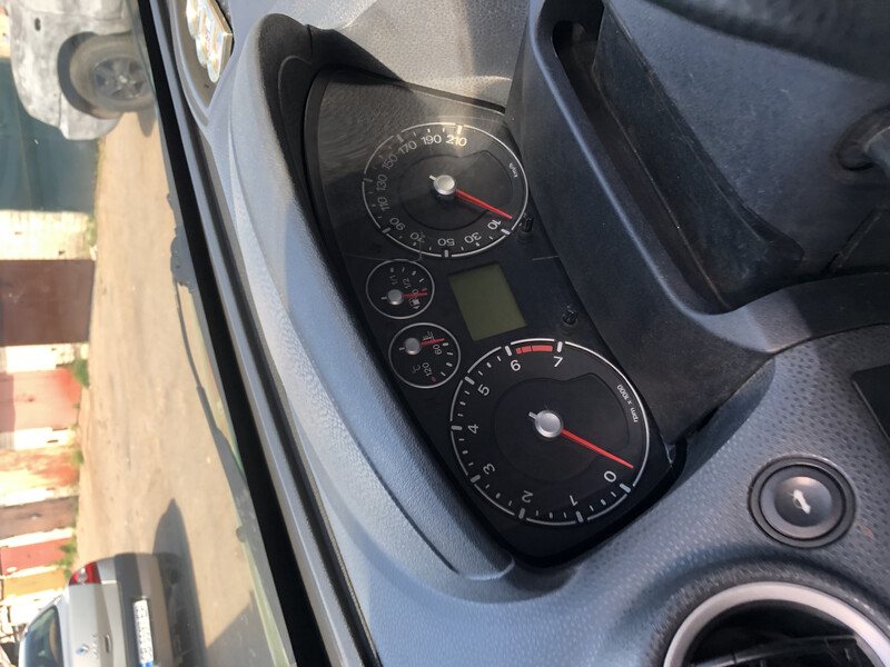 Щиток приладів Ford Fiesta MK6 хетчбек 2007 р.  1.4 л бензин Чернігів