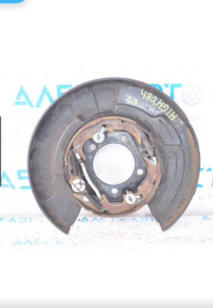 Защитный кожух тормозного диска Toyota Highlander  2008 Киев