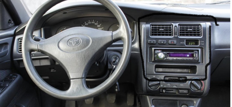 Центральная консоль в торпеду (там где часы, магнитолла) Toyota Carina E  1992 хетчбек 1.6 Бензин 