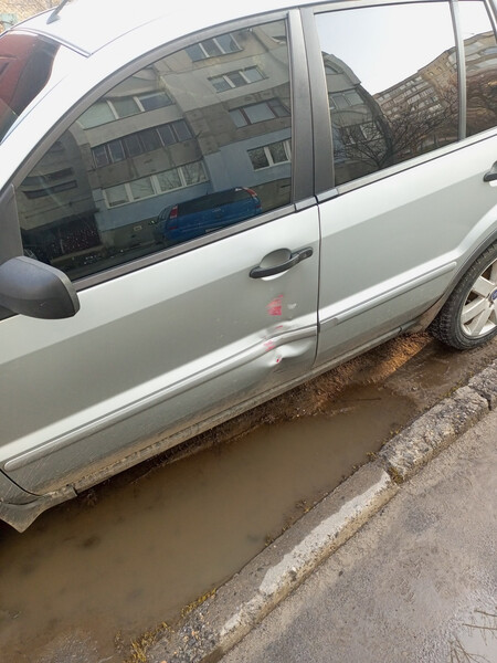 Дверь водительская Ford Fusion 2005 г.  1.8 л дизель