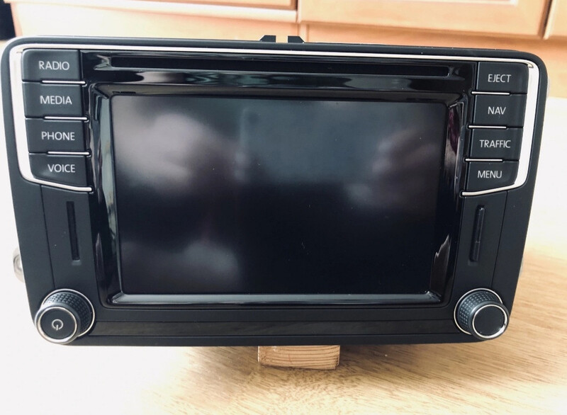 Мгнитола vw jetta, passat Volkswagen Caddy 3 2012 г.  1.6 л дизель Кременчуг