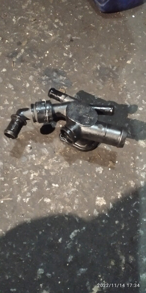 Трійник термостату Volkswagen Sharan  2006 20.0 Бензин 