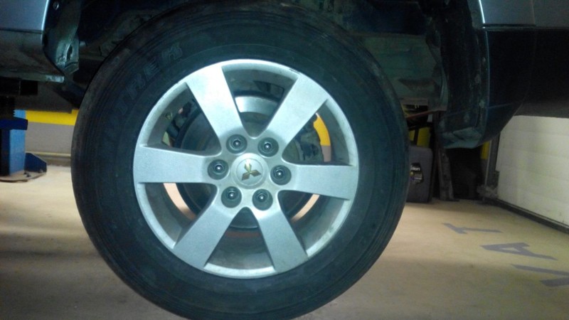 Диск литой оригинал r18 Mitsubishi Pajero Wagon  2008 3.2 Дизель Киев