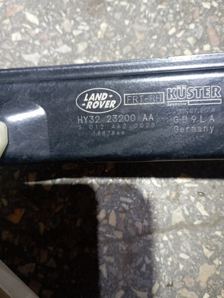 Стеклоподъемник Land Rover Discovery 2019 г.  3.0 л бензин