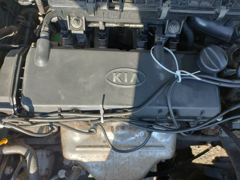 Клапанная крышка Kia Rio 2005 г.  1.3 л бензин Днепр