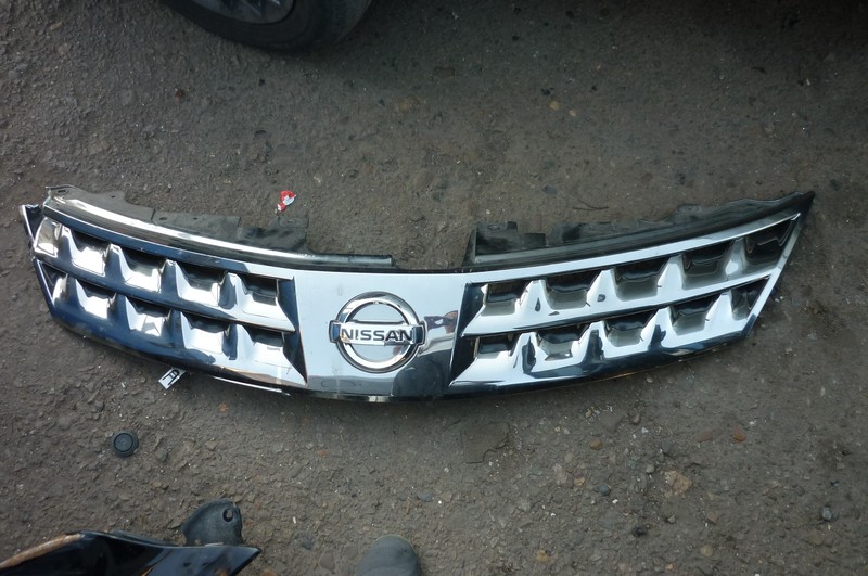Решітка радіатора 62310CC20A   Nissan Murano