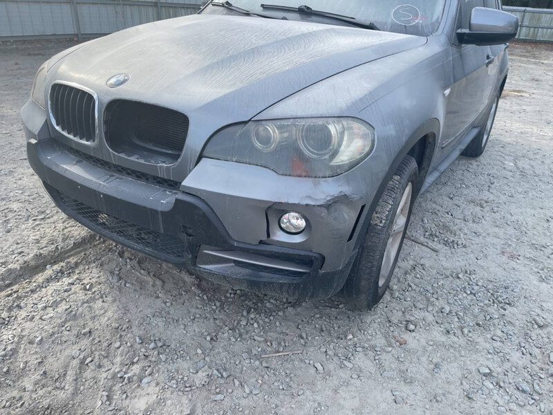 Крило ліве сіре BMW X5 E70 2008 г.  30.0 л бензин Николаев
