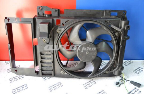 Вентилятор радіатора Peugeot Partner 2006 р.  1.6 л дизель Одеса