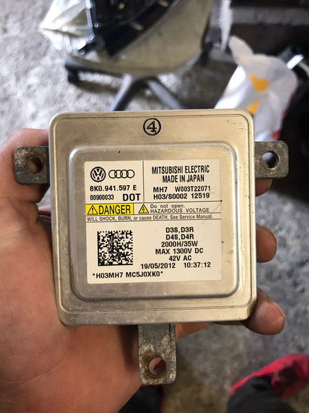 Блок ксенона и блок лэд Volkswagen Passat CC  2013 2.0 Бензин Киев