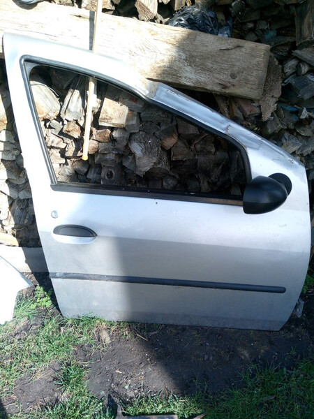 Двери передние Dacia Logan  2008  Электро 