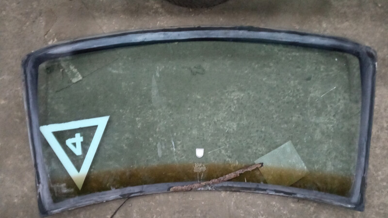 Стекло лобовое 55137 157AB   Jeep Grand Cherokee