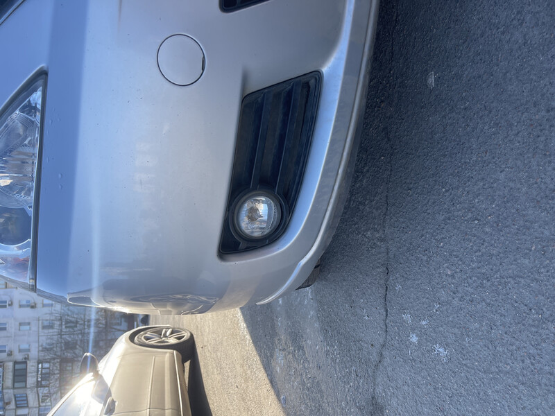 Решётка под противотуманную фару (левая, водительская) Mazda 5  2007 2.0 Бензин Одесса