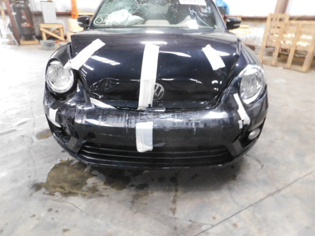 Передній бампер Volkswagen Beetle 2014 р.  2.0 л бензин Київ
