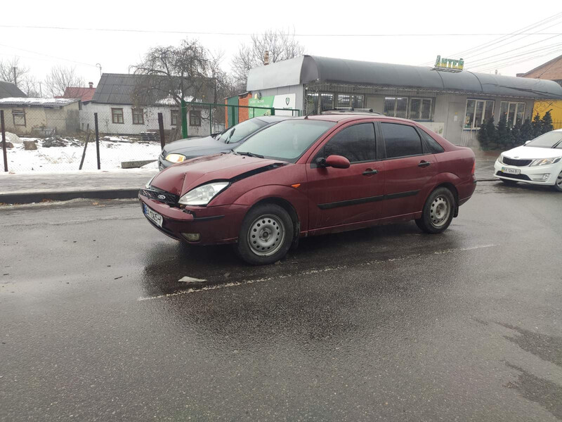 Зеркало левое Ford Focus 2002 г.  1.6 л бензин Полонное