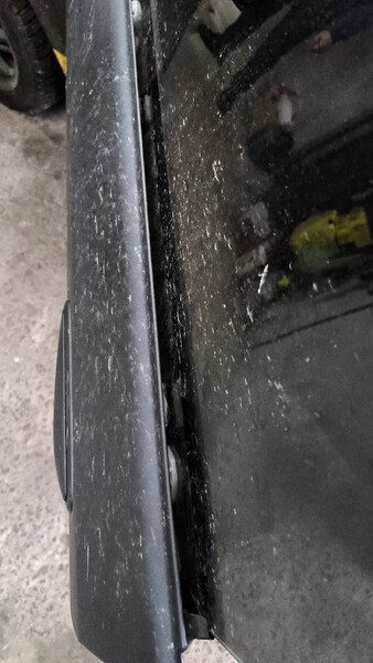 Молдинг скла водійського Subaru Legacy 4  2007 2.5 Бензин Киев