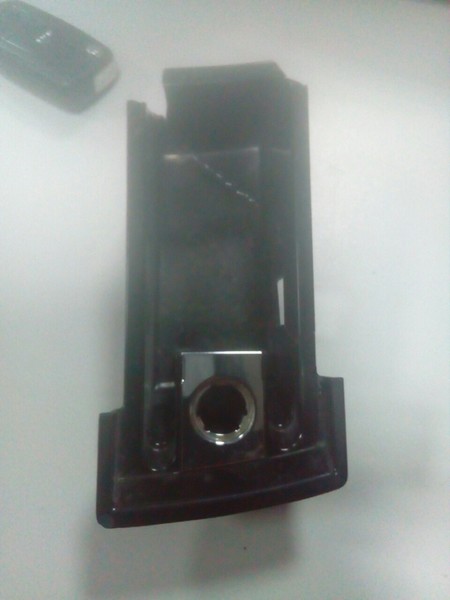 Пепельница Volkswagen Multivan Буквы мотора AXD универсал 2008 г.  2.5 л дизель Харьков