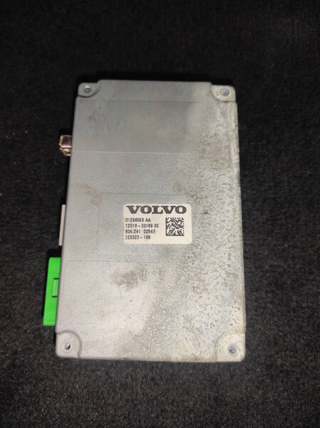 Блок парковки Volvo XC90  2011 2.4 Дизель 