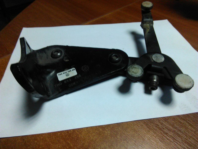 Ролик бічних дверей Volkswagen Multivan 2008 р.  2.5 л дизель Чернігів