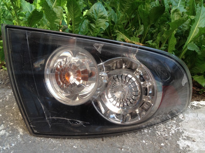 Фонарь задний левый Mazda 3 BK  2008 1.6 Бензин Киев