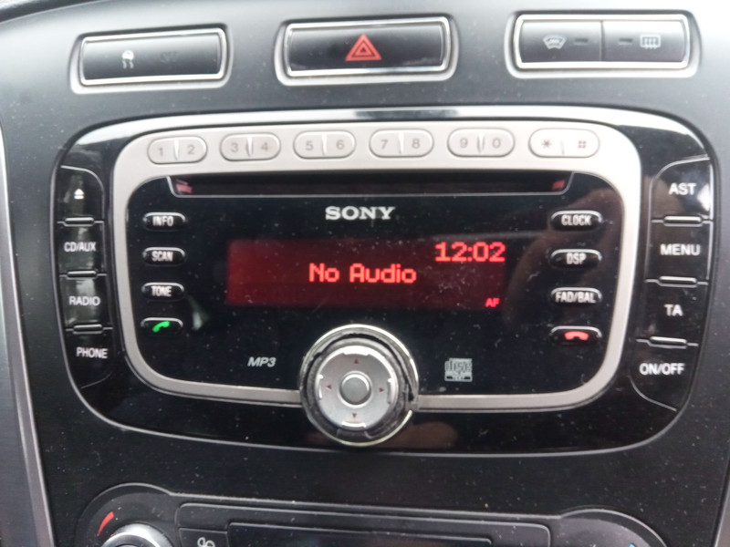 Автомагнитола Ford Mondeo 4  2011 2.0 Бензин Киев