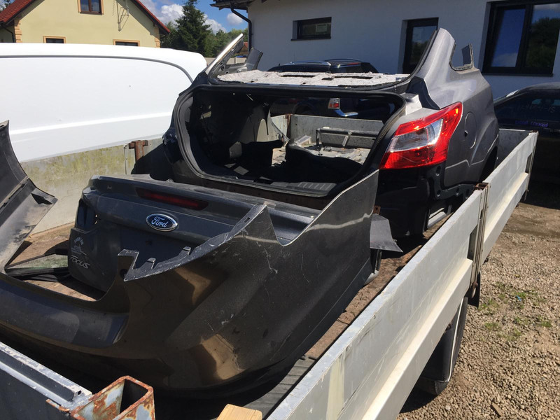 Ford focus 3 багажник