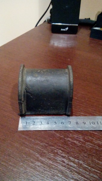 Резиновая втулка заднего стабилизатора КАВЗ 3976  2000  Дизель Гайсин