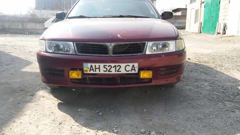 Фара правая в сборе Mitsubishi Lancer  1998 1.8 Бензин Мариуполь