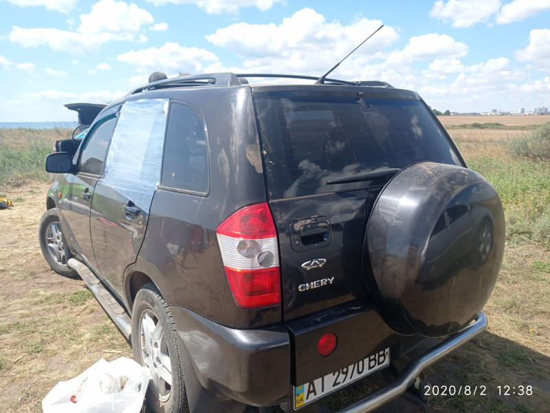 Стекло двери левое Chery Tiggo  2008 2.4 Бензин Одесса
