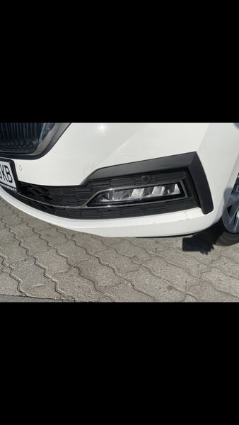 Противотуманная фара Skoda Octavia  2021 1.4 Бензин Кривой Рог