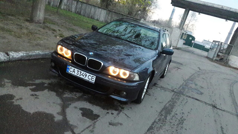 Капот BMW 5 Series E39  2002 универсал 3.0 Дизель Черкассы