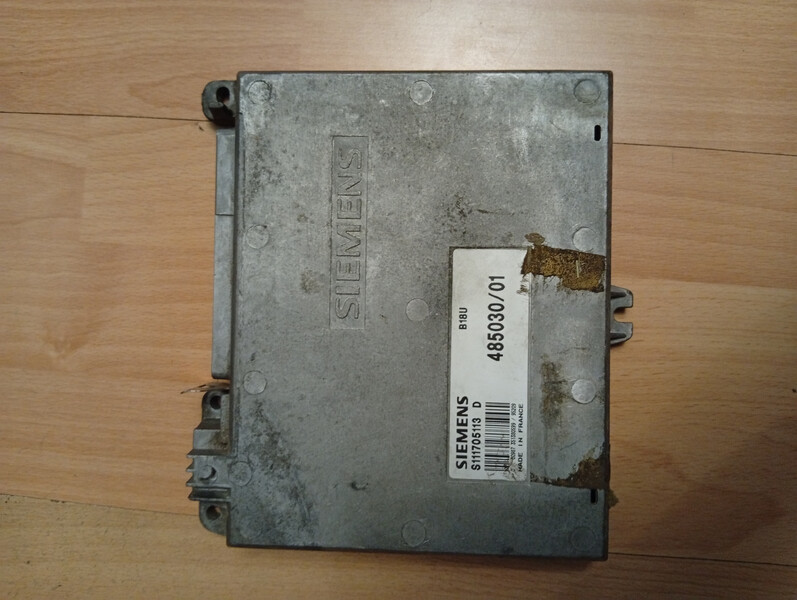 ЭБУ Volvo 460  1995 1.8 Бензин 