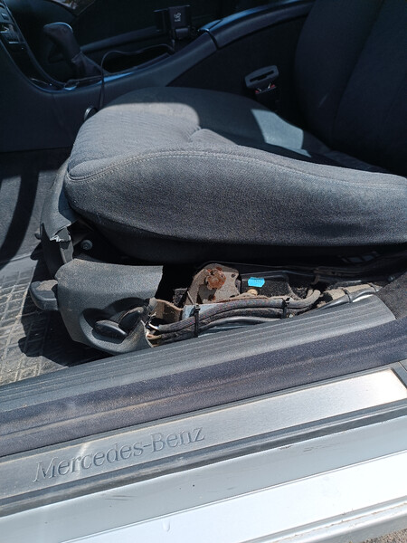 Пластик водительского сиденья Mercedes E-Class E 220 2003 г.  2.2 л дизель Луцк