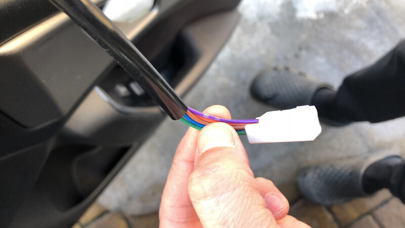 Правое зеркало 5 пин Mazda 3 BM  2018 2.0 Бензин Киев