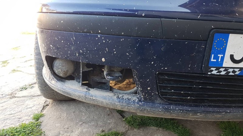Решітка права Volkswagen Sharan 2 покоління 2002 2.8 Бензин 