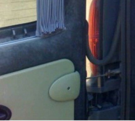 Заглушка на дверь Opel Vivaro  2008 2.0 Дизель Марковка