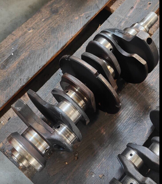 Коленвал Opel Monterey 1994 г.  3.2 л бензин Ровно