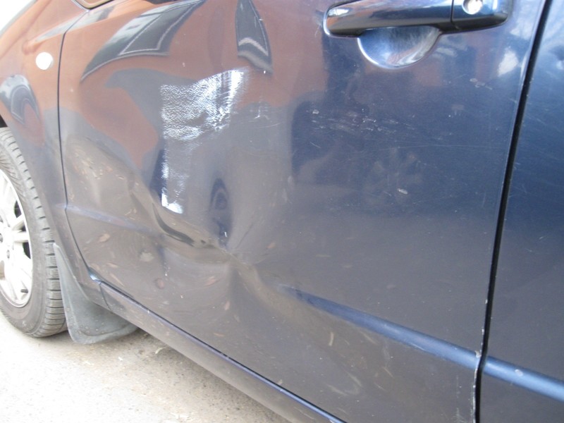 Двері передні ліві Suzuki SX4  2007 1.6 Бензин 