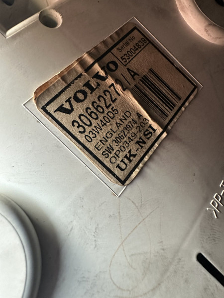 Панель приборов 30662272A   Volvo S40