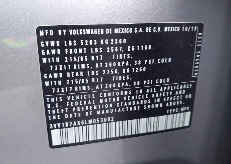 Бампер задний 5K6807417G   Volkswagen Golf, Volkswagen Tiguan