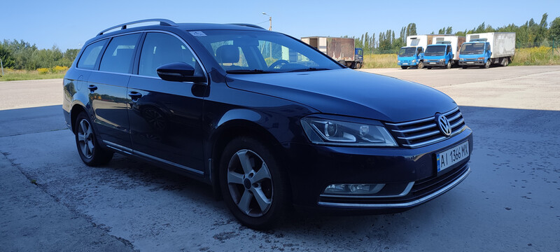 Стекло фары Volkswagen Passat B7  2013 универсал 1.4 Бензин Прилуки