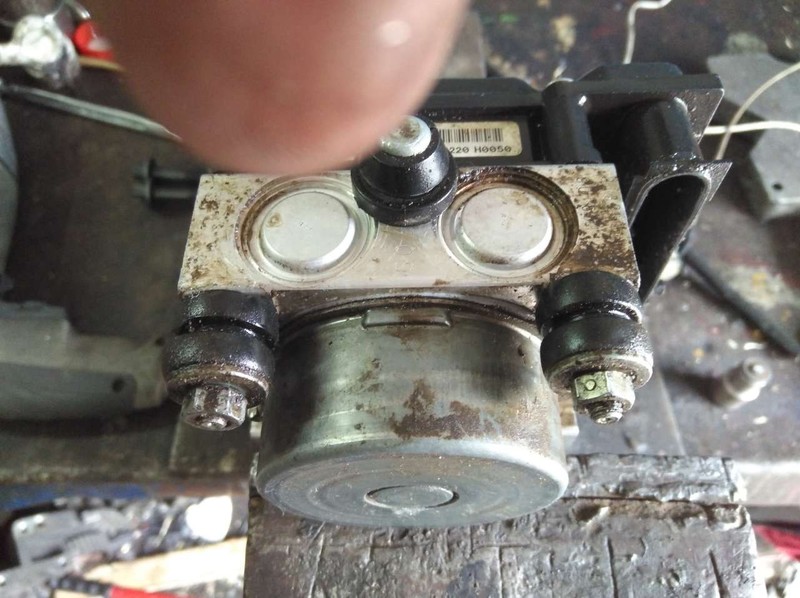 Гидроблок ABS Renault Kangoo  2007 универсал 1.5 Дизель Житомир