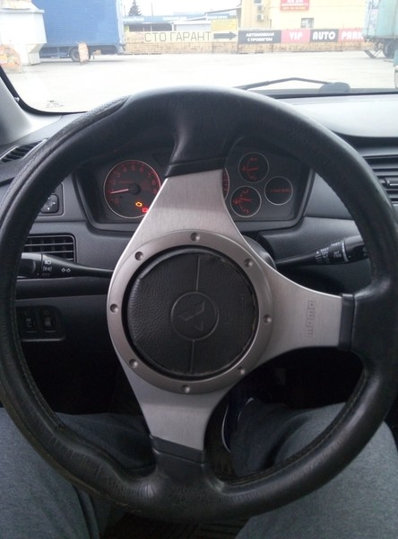 Рулевое колесо Mitsubishi Lancer 9  2005 2.0 Бензин Запорожье