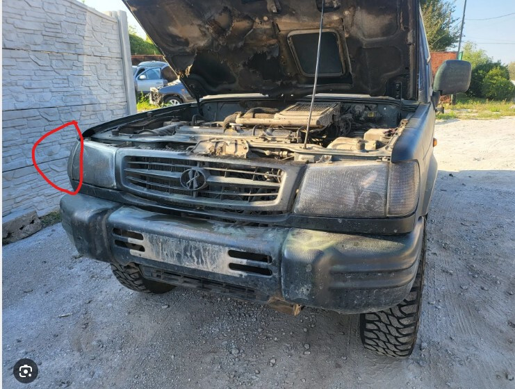 Правий поворот Hyundai Galloper  2003 2.5 Дизель Вараш